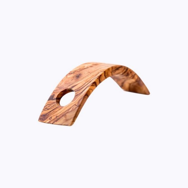 Moon-Shaped-Bottle-Holder-olive-wood-satix